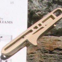 pince à partition trombone bois massif fait main, cadeau original et utile msusicien tromboniste